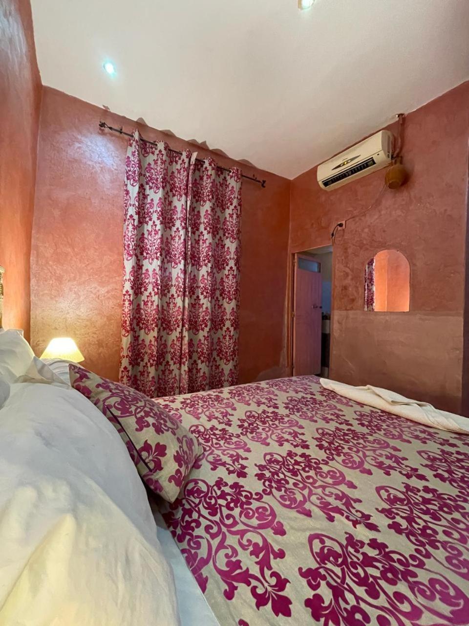 Hotel Familiale Les Grotte アイット・ベン・ハドゥ エクステリア 写真